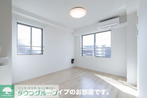 ラ・フェリーチェ Bの物件内観写真